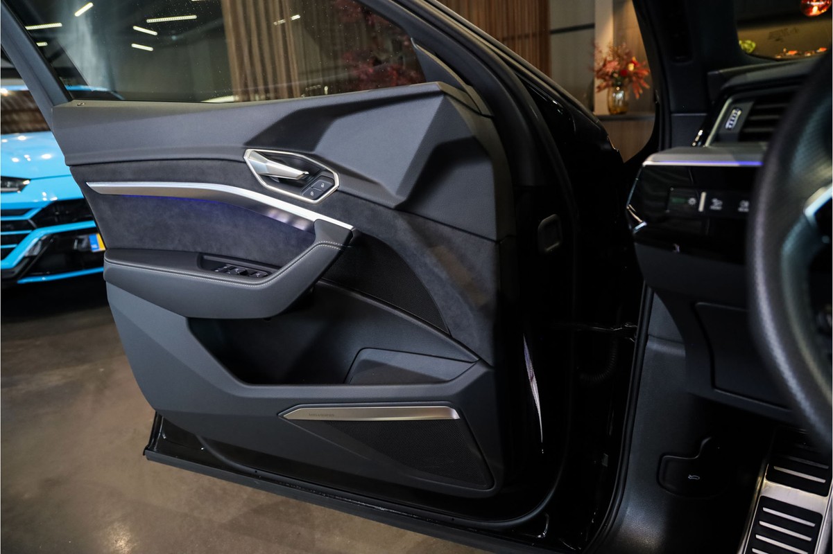 Audi Q8 e-tron