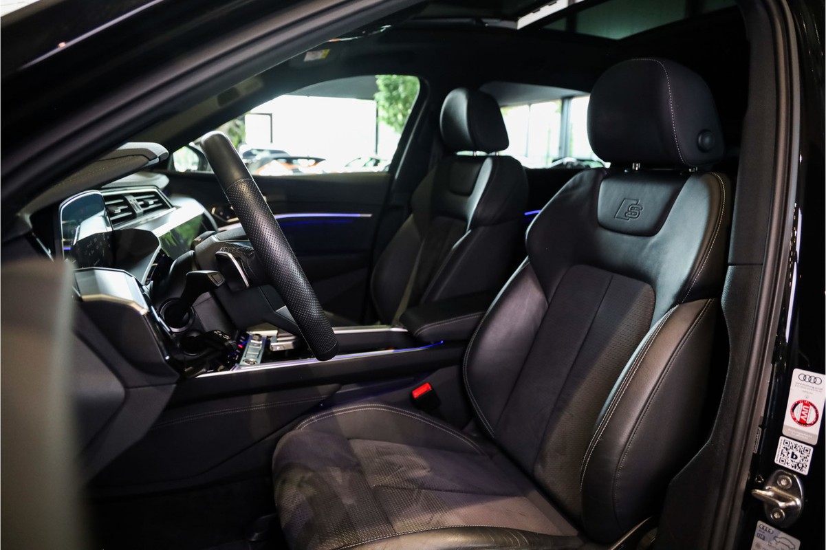 Audi Q8 e-tron