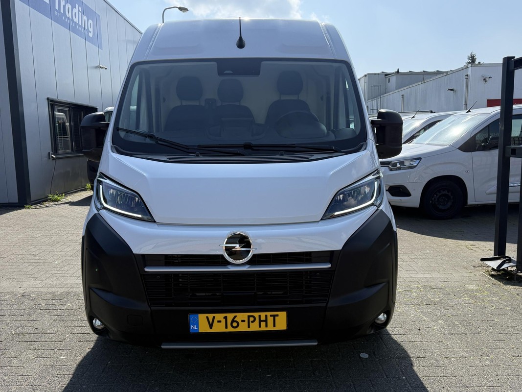 Opel Movano