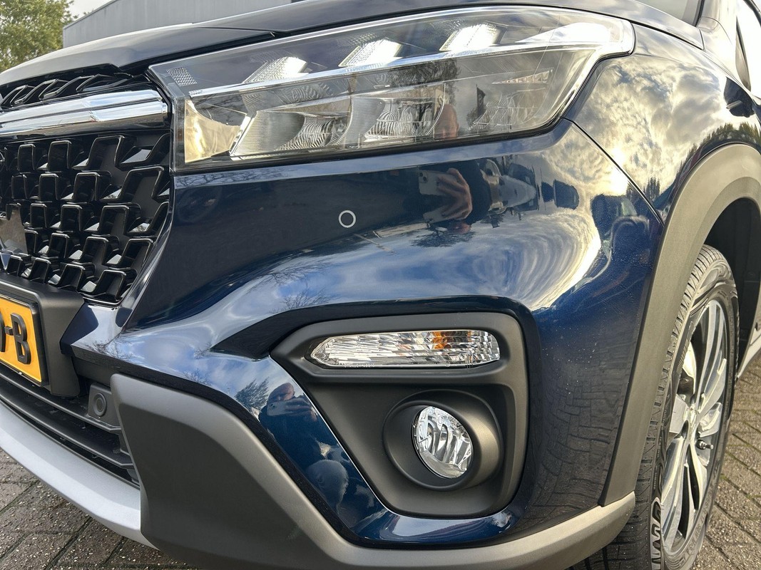 Suzuki S-Cross