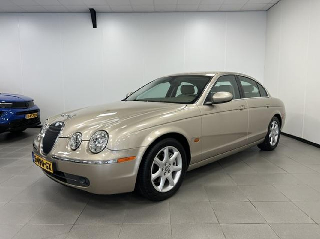 Jaguar S-Type