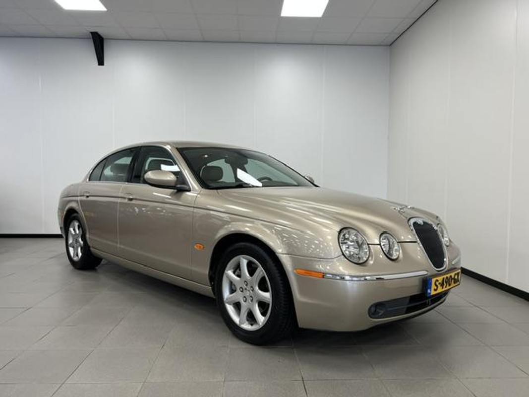Jaguar S-Type