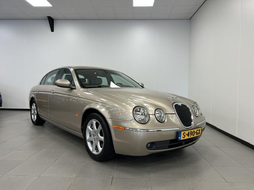 Jaguar S-Type