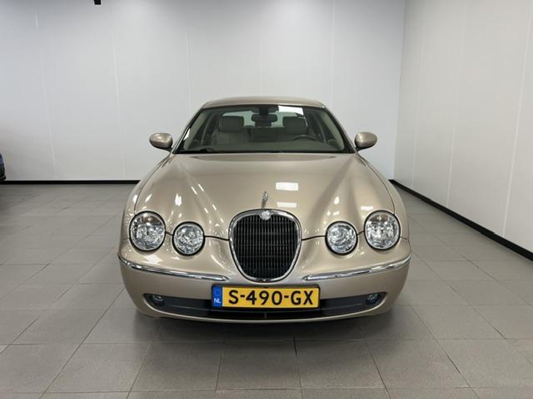 Jaguar S-Type