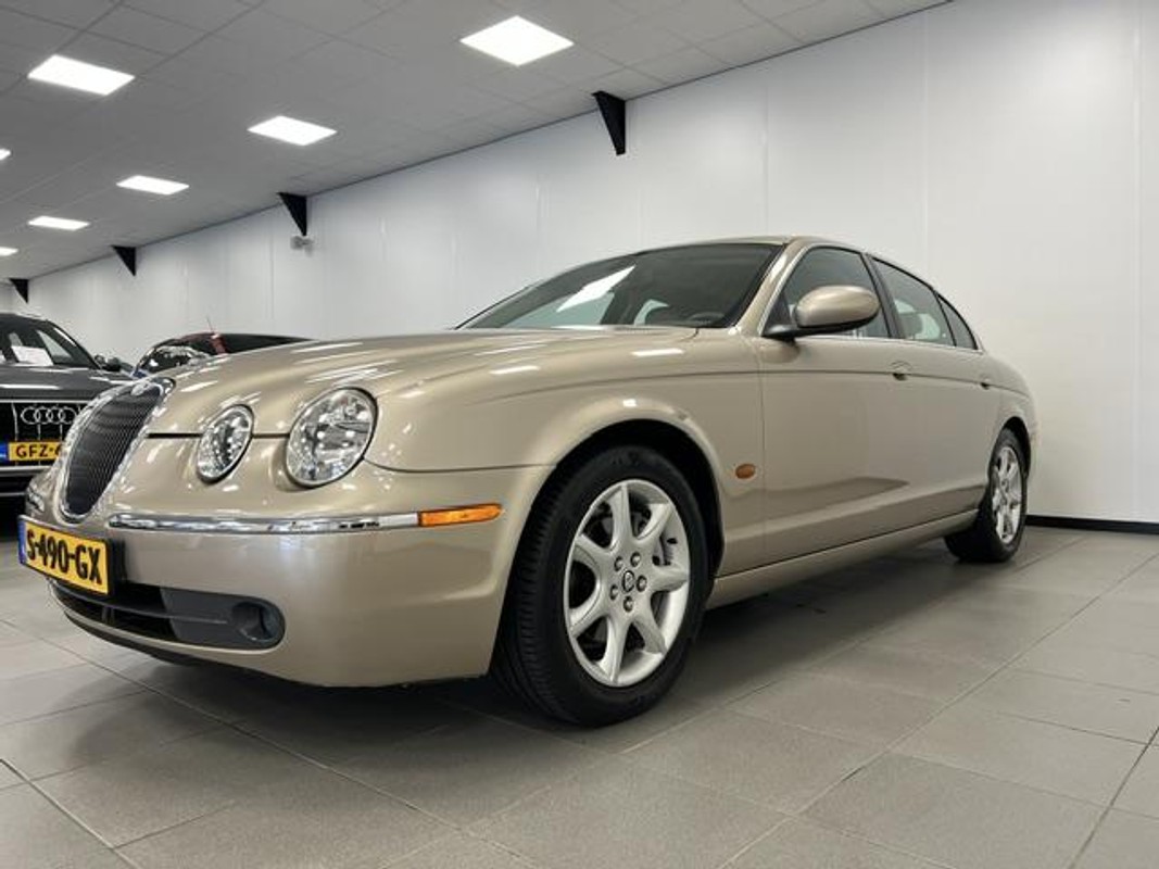 Jaguar S-Type