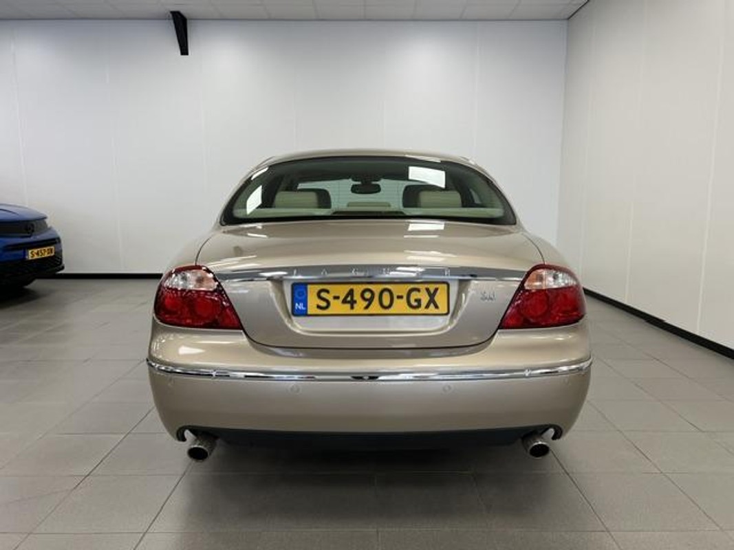 Jaguar S-Type