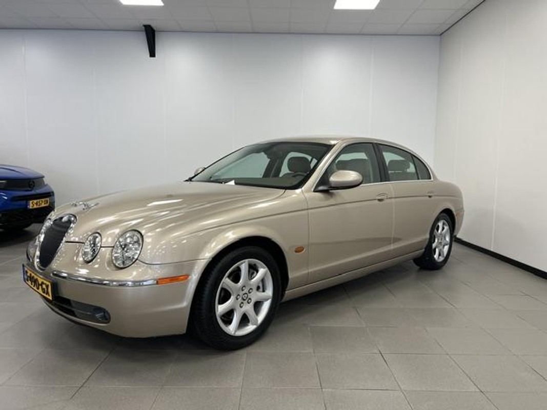 Jaguar S-Type