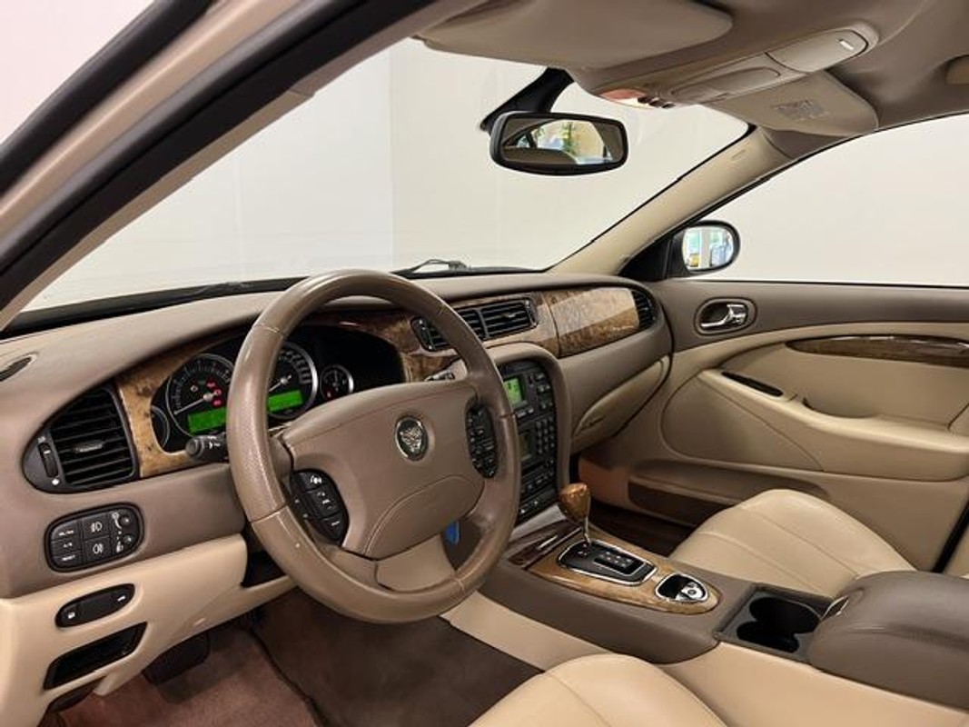 Jaguar S-Type