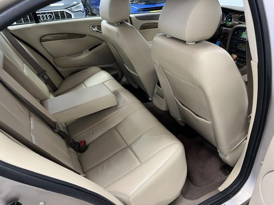 Jaguar S-Type