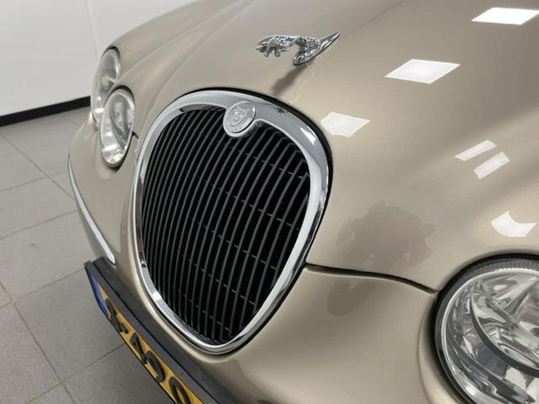 Jaguar S-Type