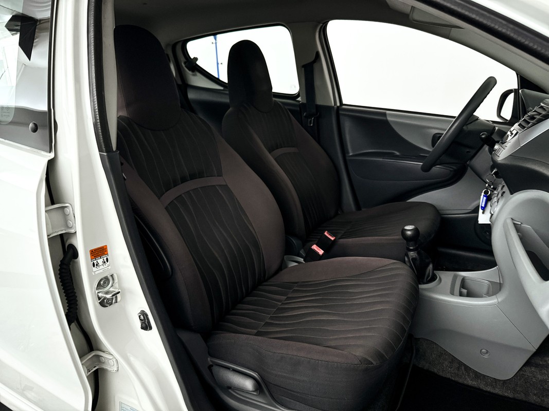Nissan Pixo