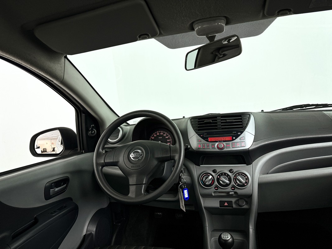 Nissan Pixo