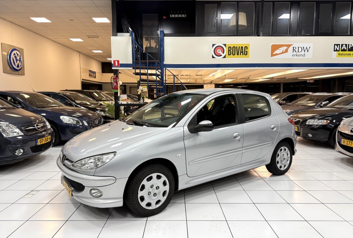 Peugeot 206