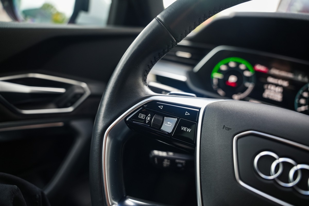 Audi e-tron