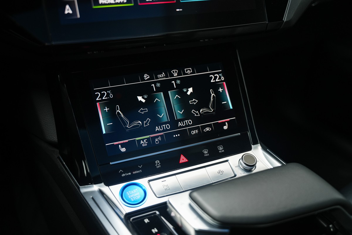 Audi e-tron