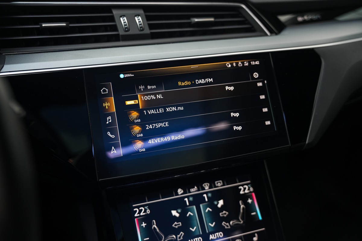 Audi e-tron