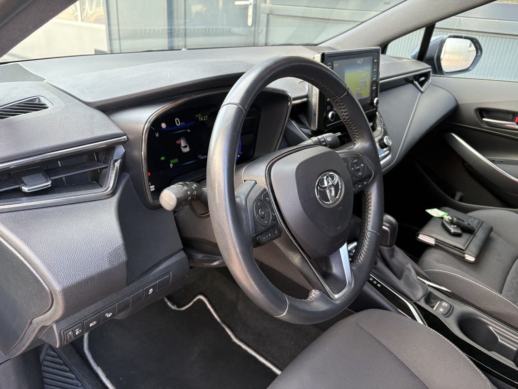 Toyota Corolla Touring Sports