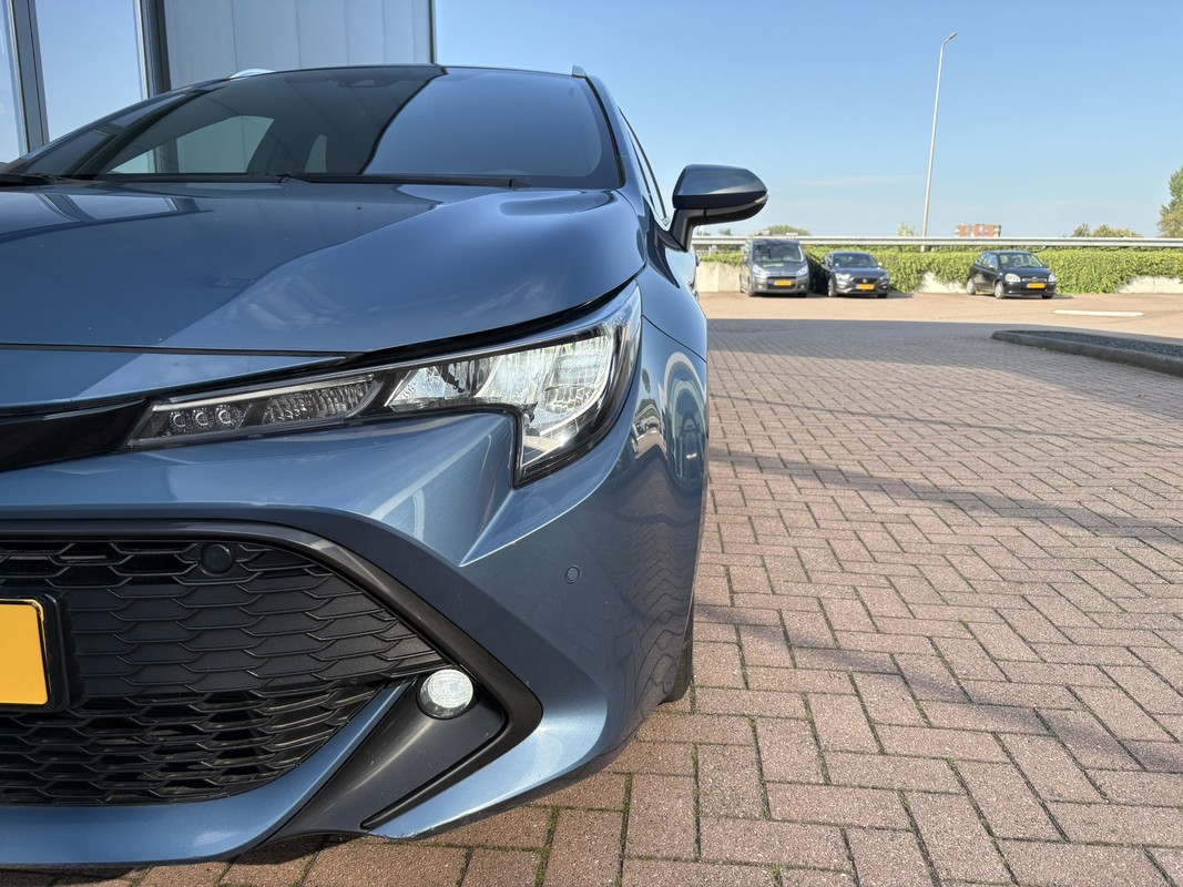 Toyota Corolla Touring Sports