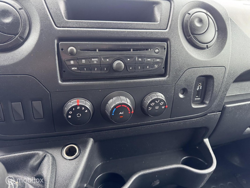Renault Master