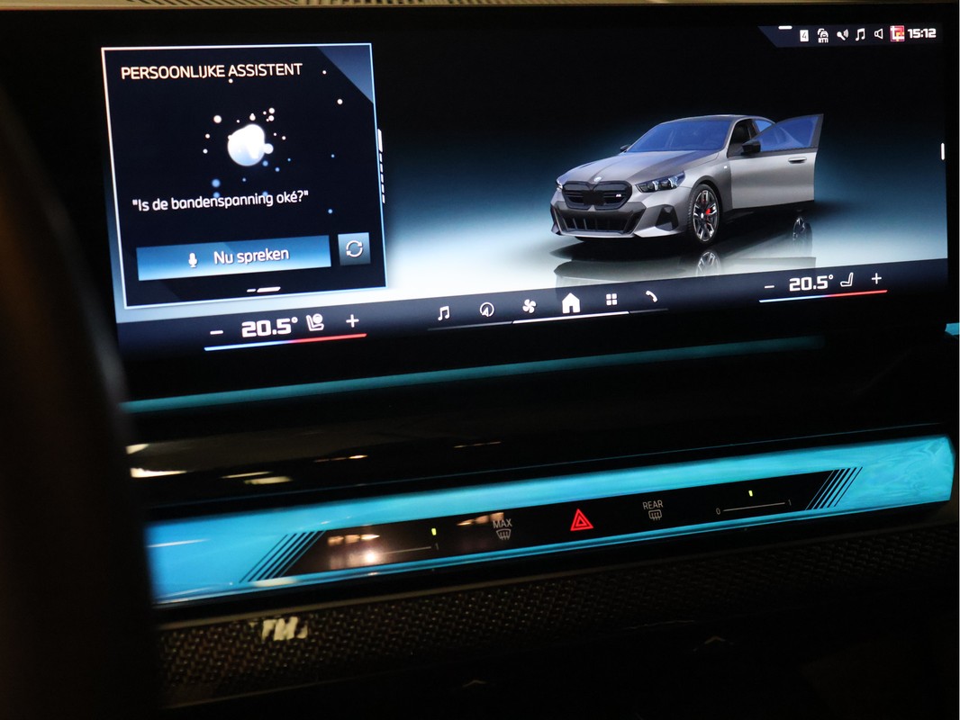BMW i5