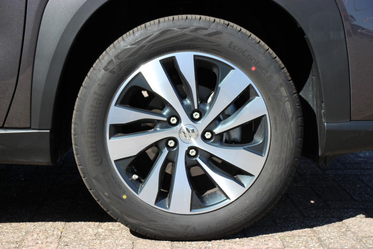 Suzuki S-Cross