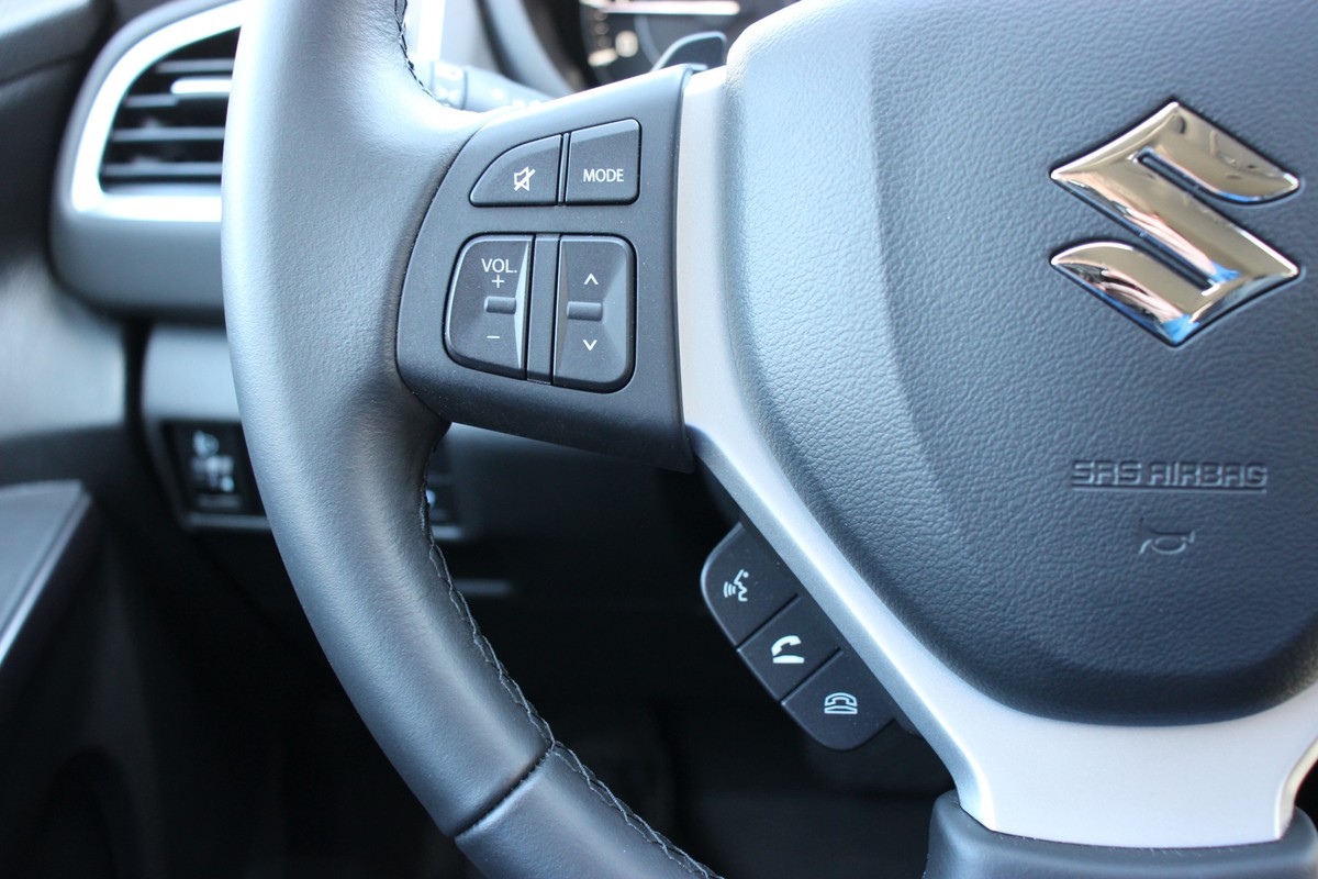 Suzuki S-Cross