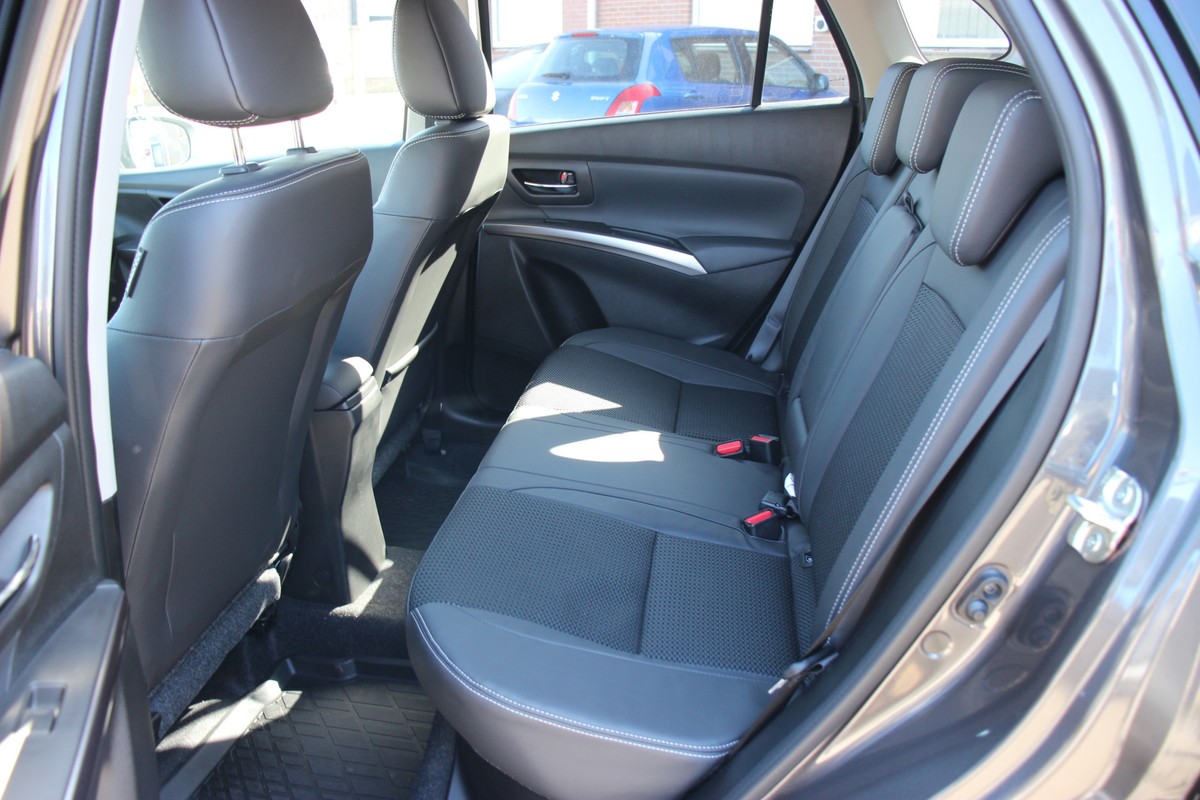 Suzuki S-Cross