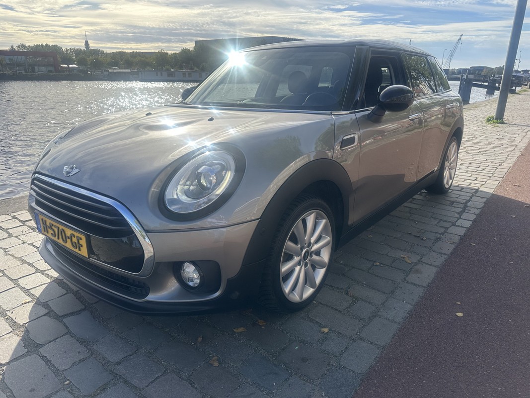 MINI Clubman