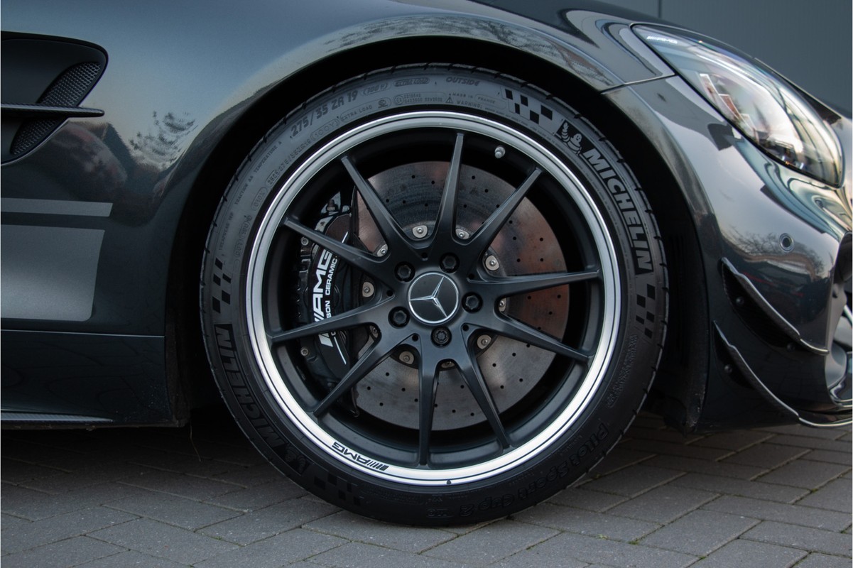 Mercedes-Benz GT
