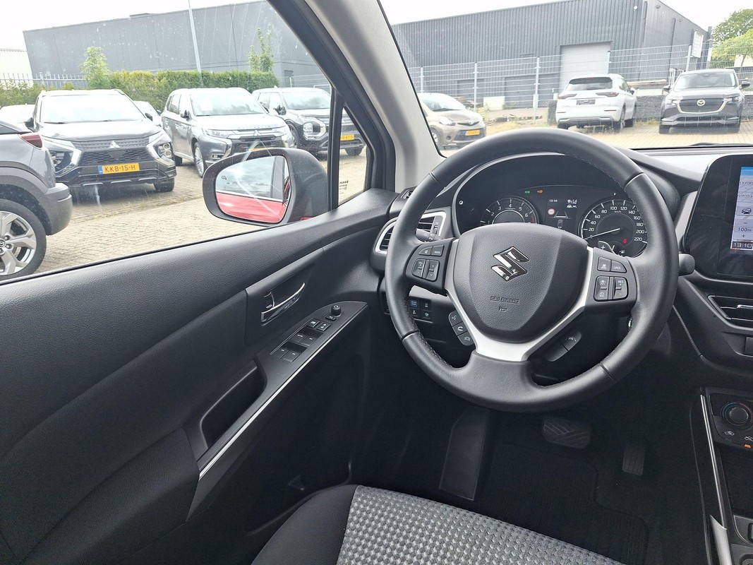 Suzuki S-Cross