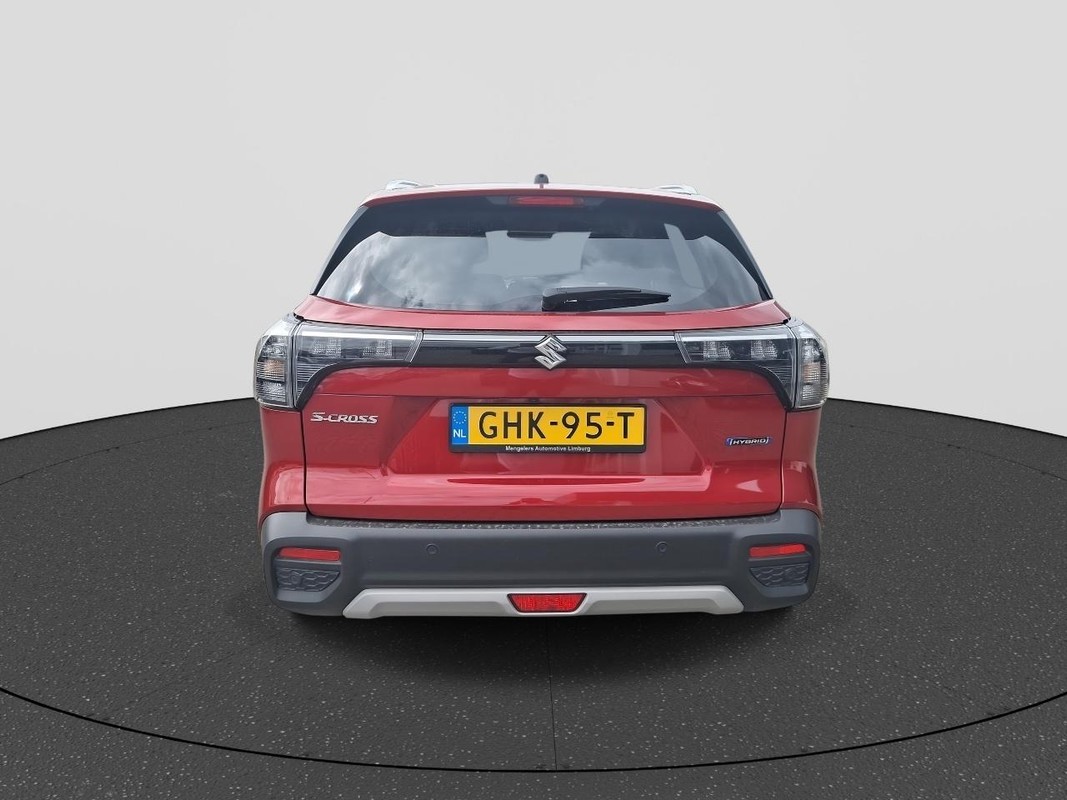 Suzuki S-Cross