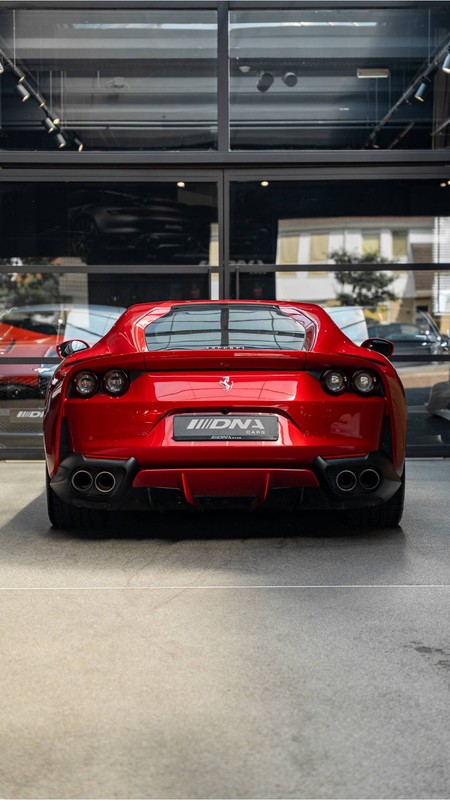 Ferrari 812 Superfast