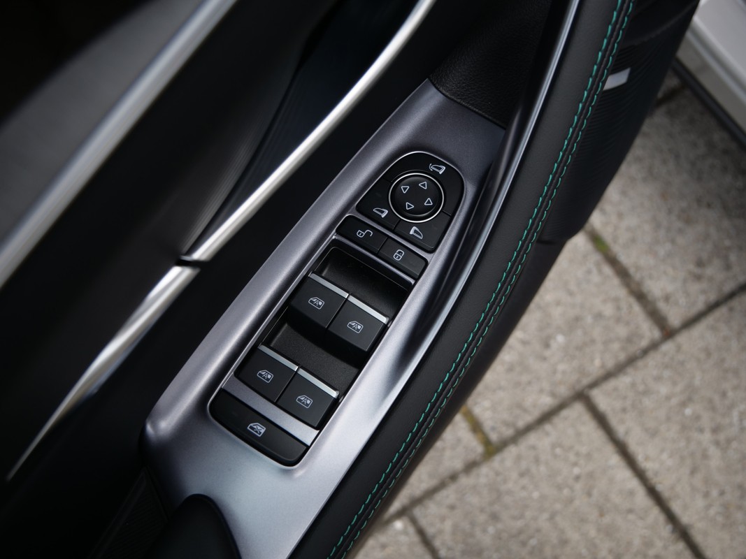 BYD SEAL U