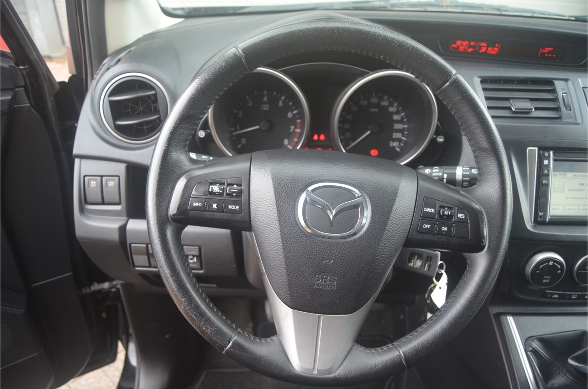Mazda 5
