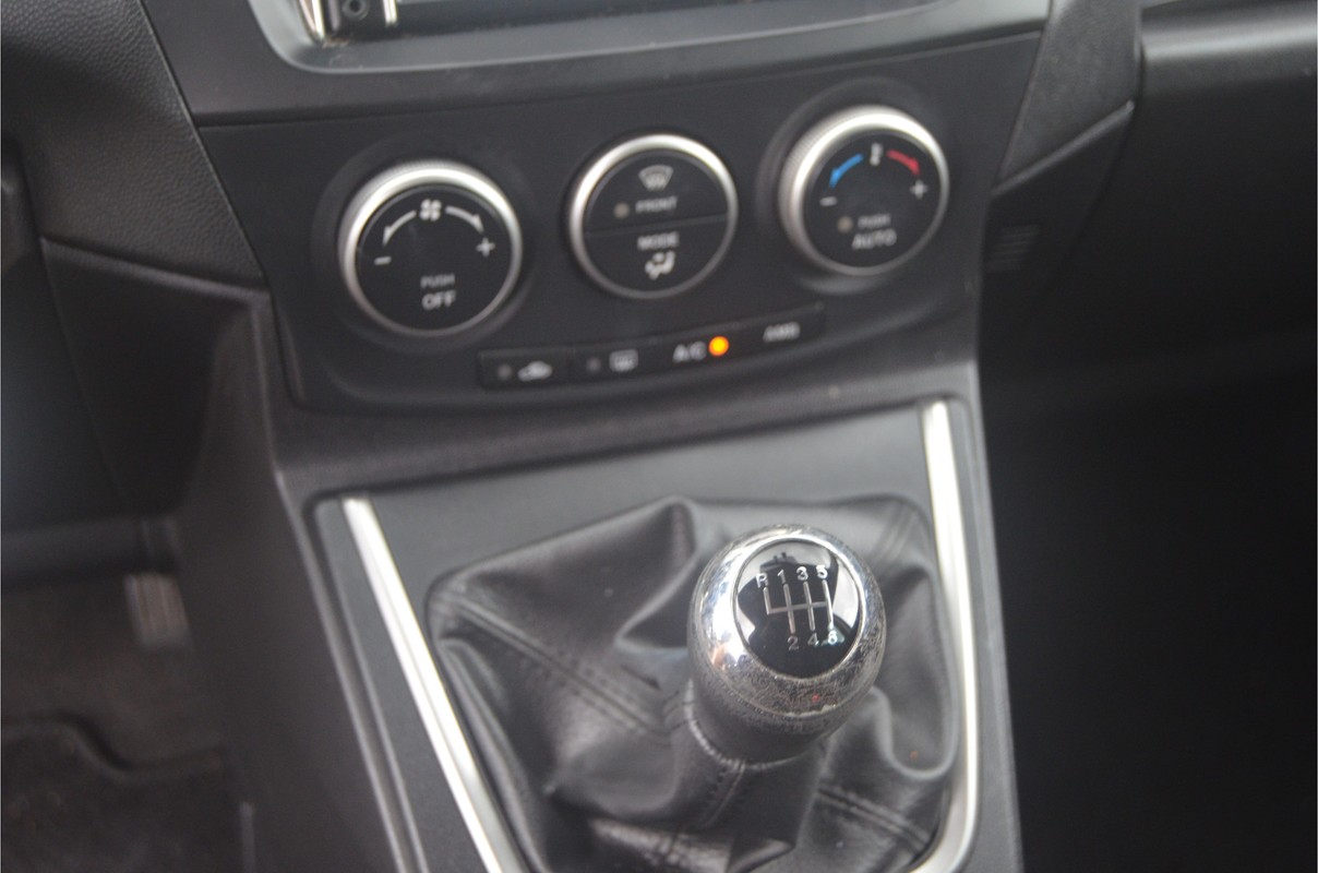 Mazda 5