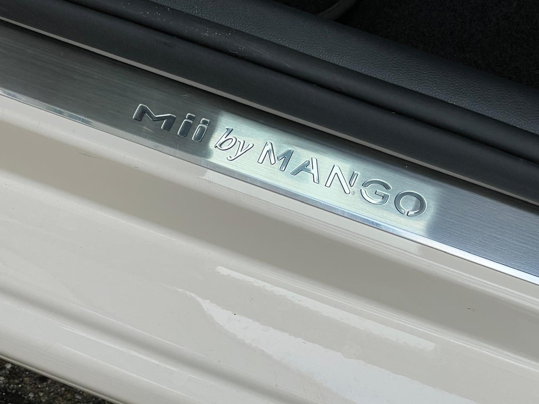 SEAT Mii