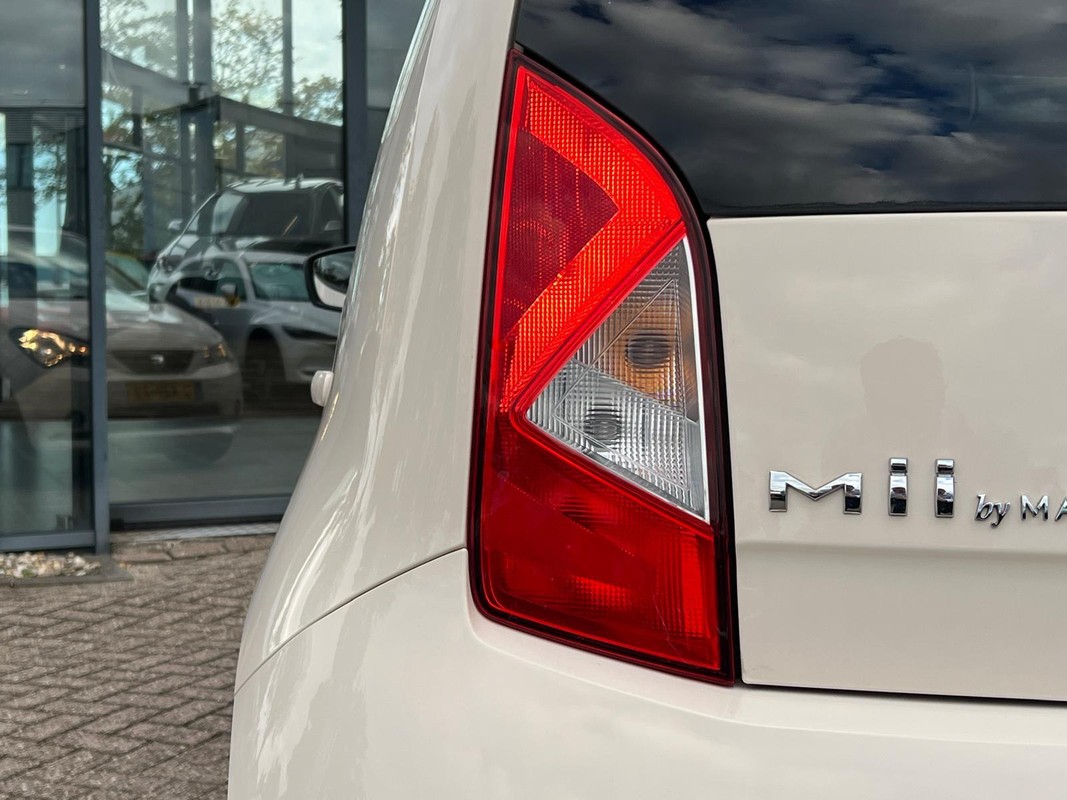SEAT Mii