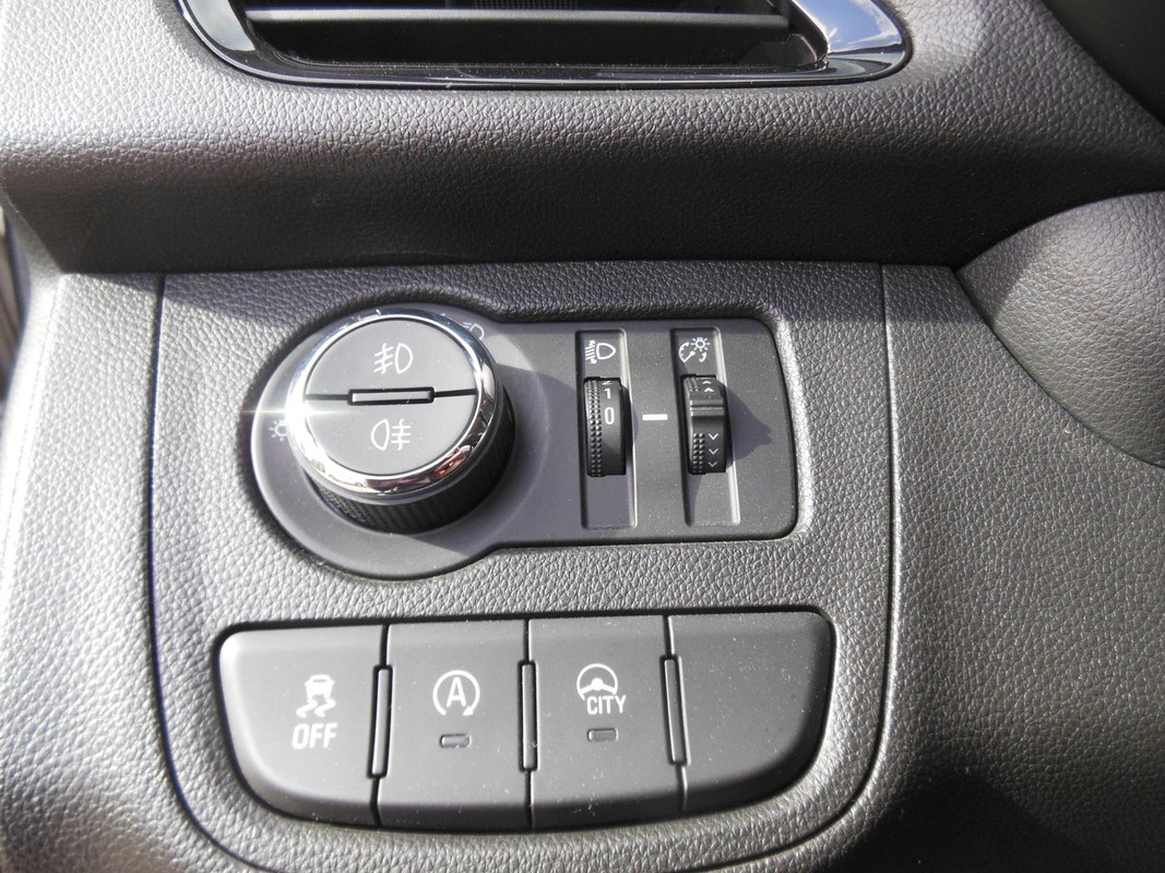 Opel KARL