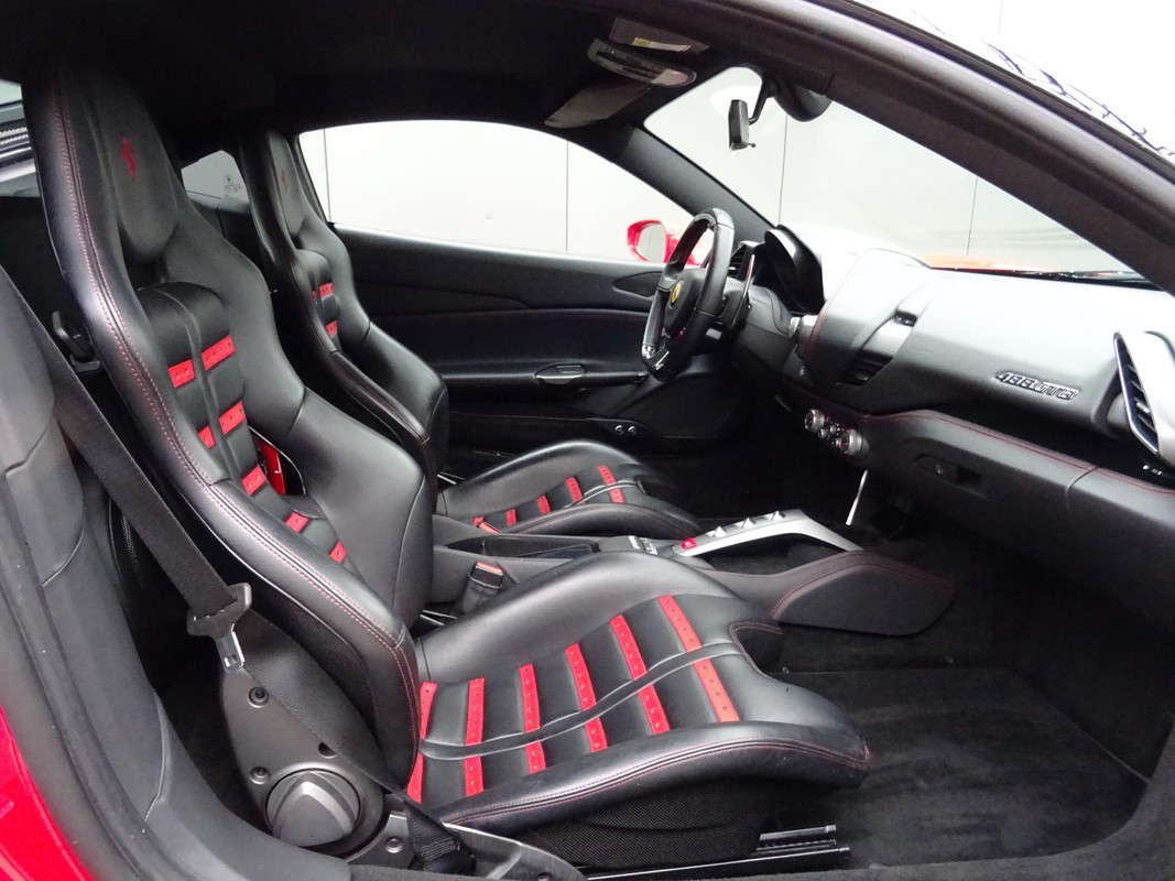 Ferrari 488