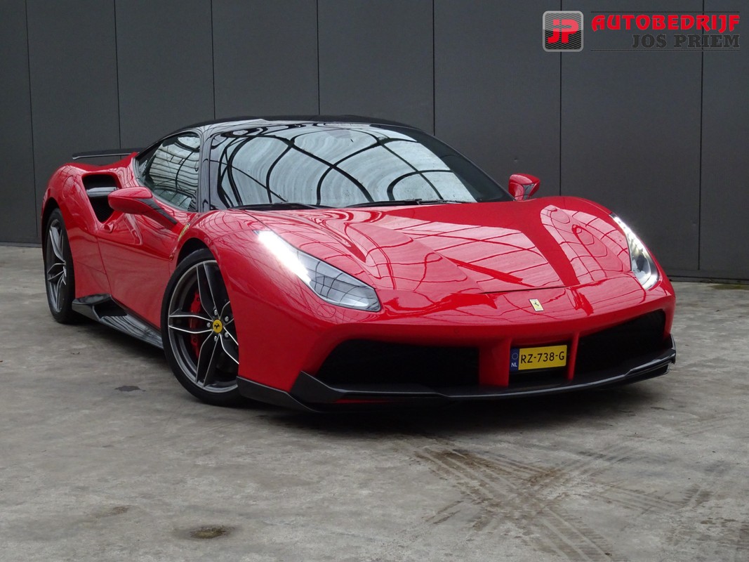 Ferrari 488