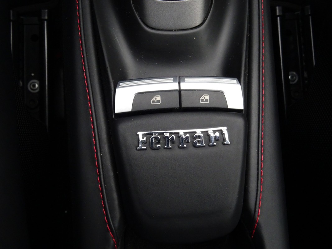 Ferrari 488