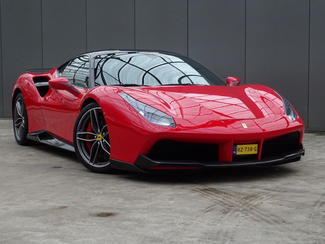 Ferrari 488