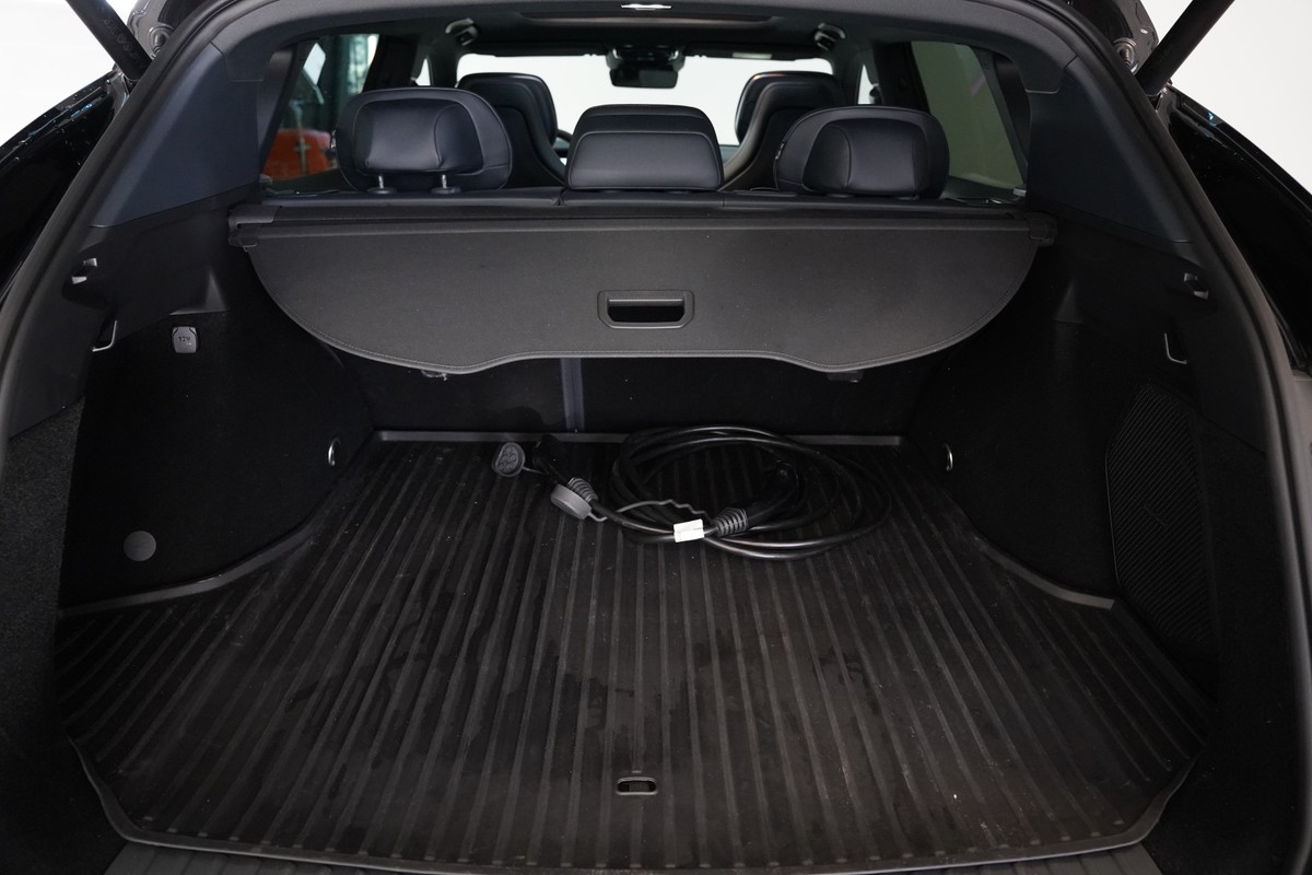 Lynk & Co 08