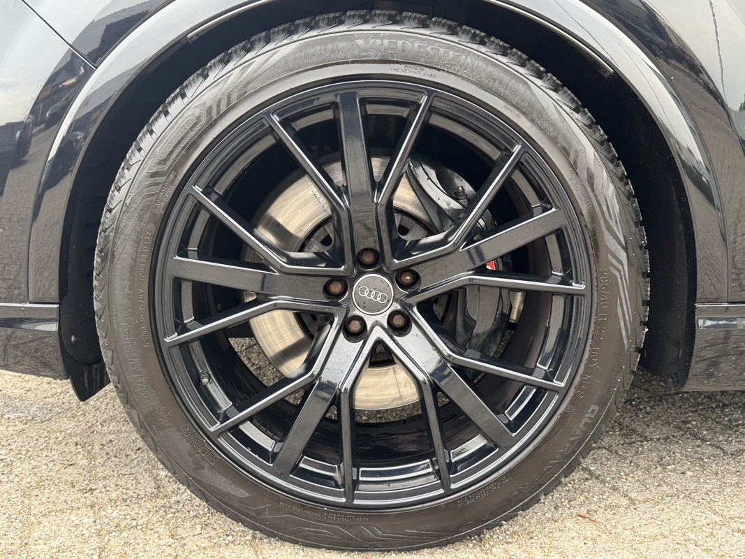 Audi SQ7