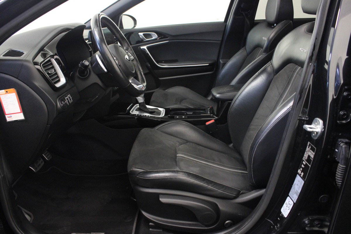 Kia ProCeed