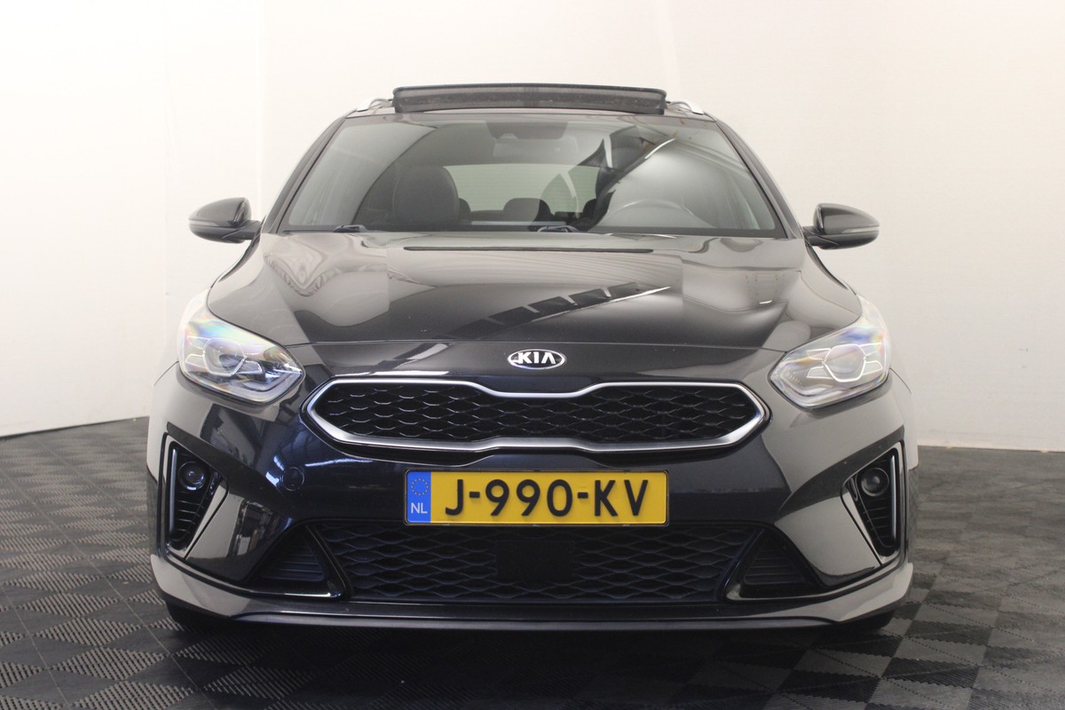 Kia ProCeed