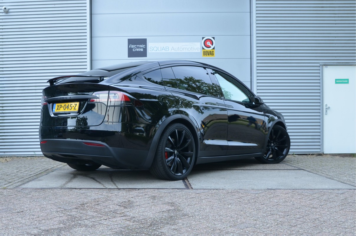 Tesla Model X