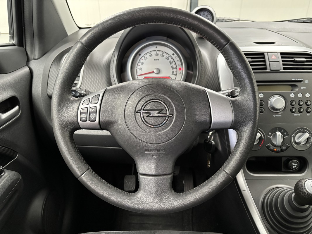 Opel Agila