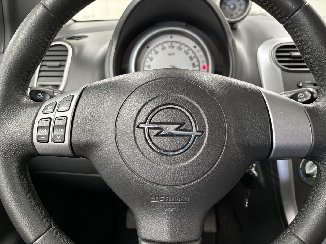 Opel Agila