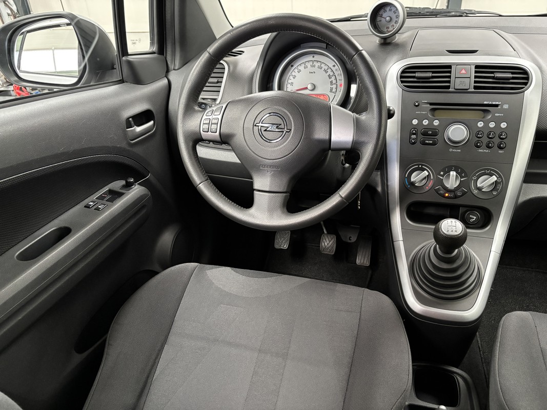 Opel Agila